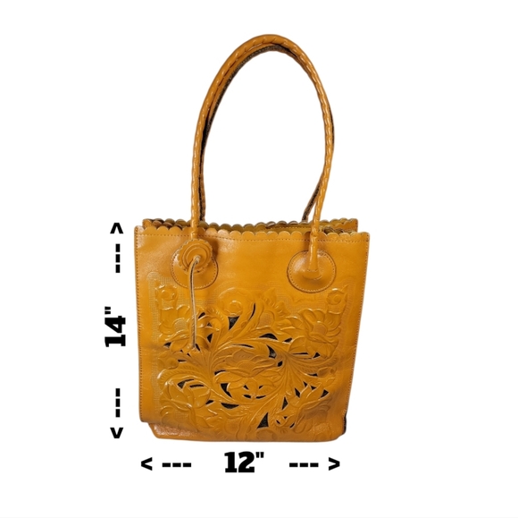 Patricia Nash Tote + Wallet bundle - Picture 7 of 12